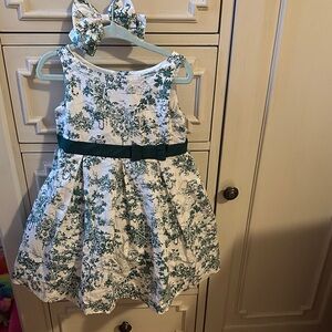 Janie and Jack Green Floral Dress with matching Bow